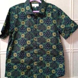 NWOT Thomas Sterling Aloha Shirt